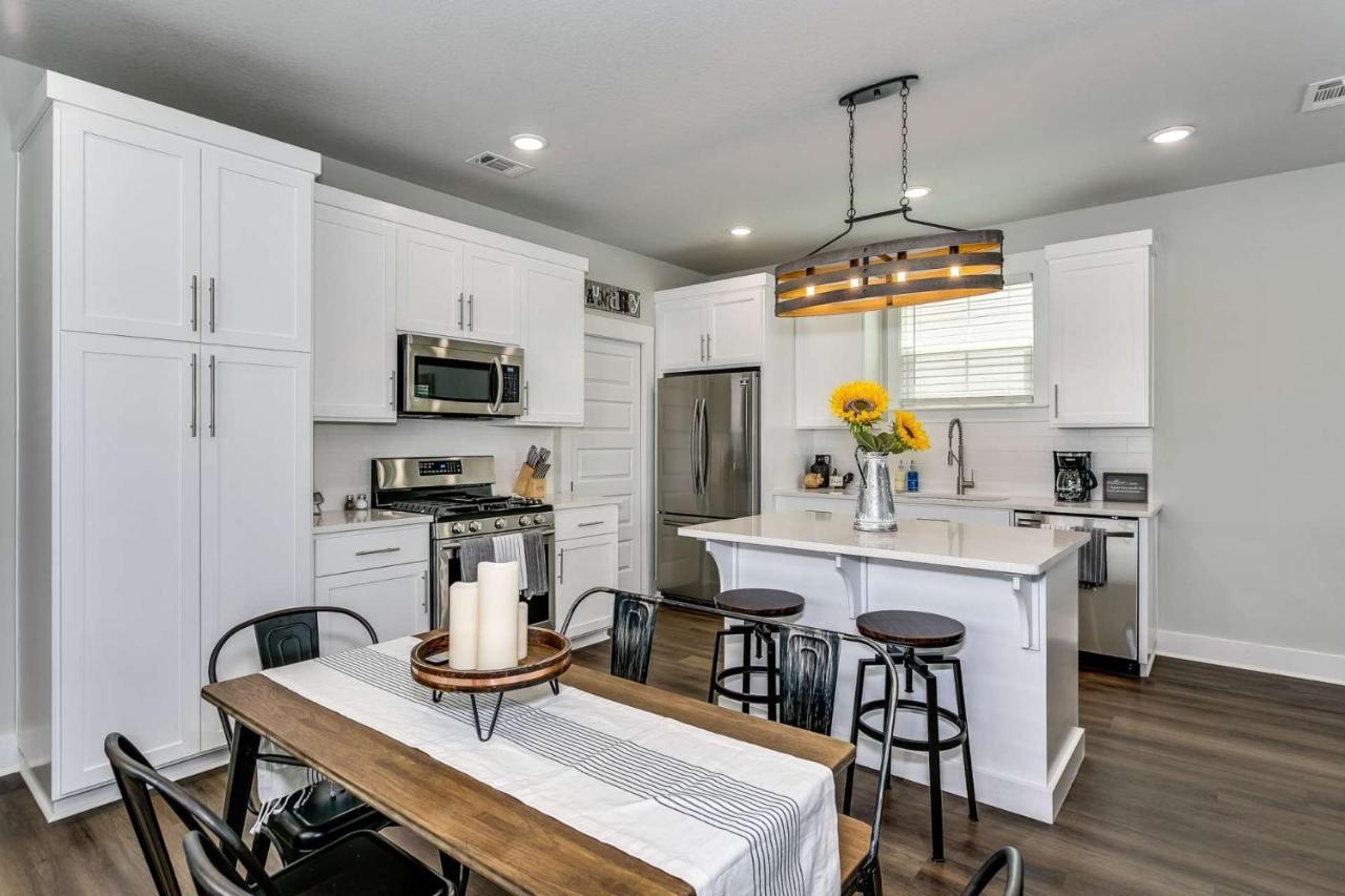 Вилла Lone Oak House Пенсакола Экстерьер фото